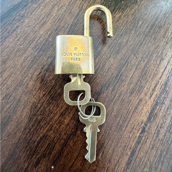 Louis Vuitton Brass Antique Lock with Two Keys Patina Functional - Picture 5 of 8